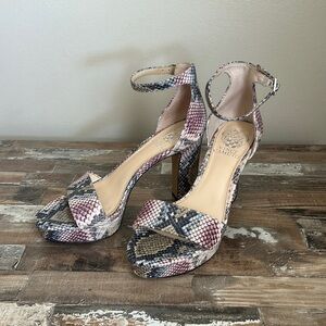 Vince Camuto Heels Pumps 7.5